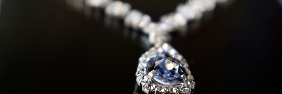 How To Sell Your Diamond Necklace?